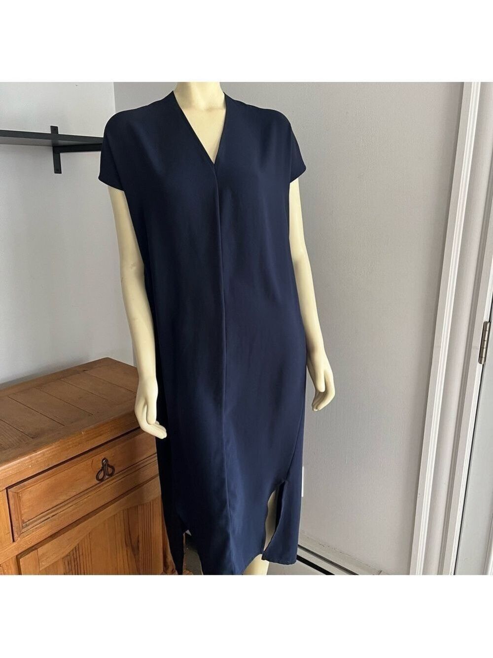 ROUCHA Women’s Navy Short Sleeve V Neck Drape Shift Dress S 2-4